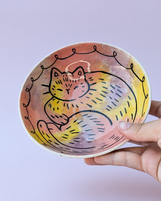 Dreamy Kitty Shallow Bowl no. 1